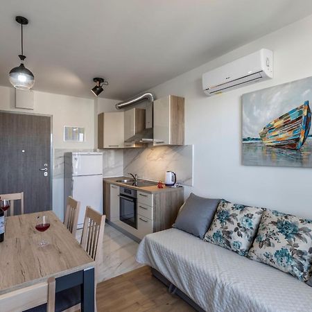 Apartman Lukiana*** Apartment สปลิท ภายนอก รูปภาพ