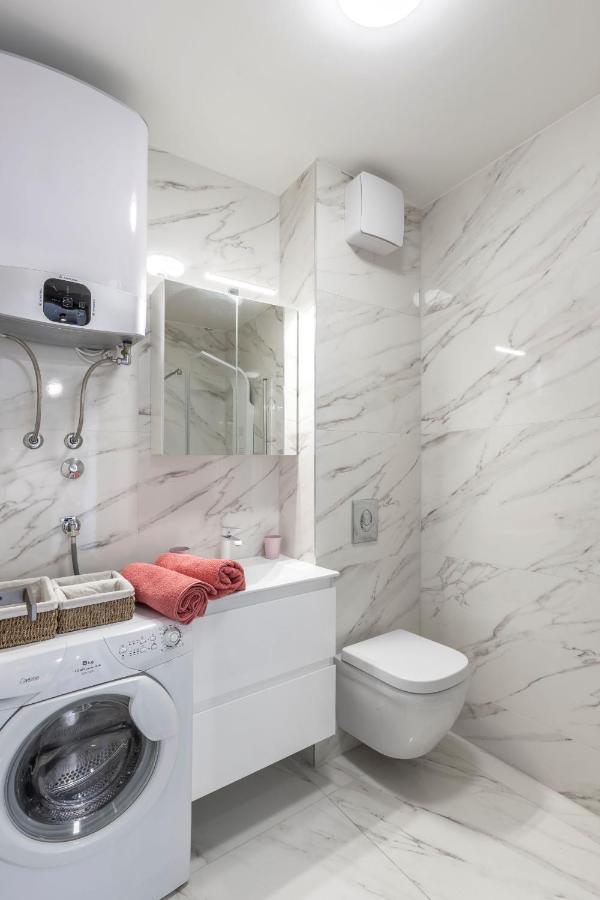 Apartman Lukiana*** Apartment สปลิท ภายนอก รูปภาพ