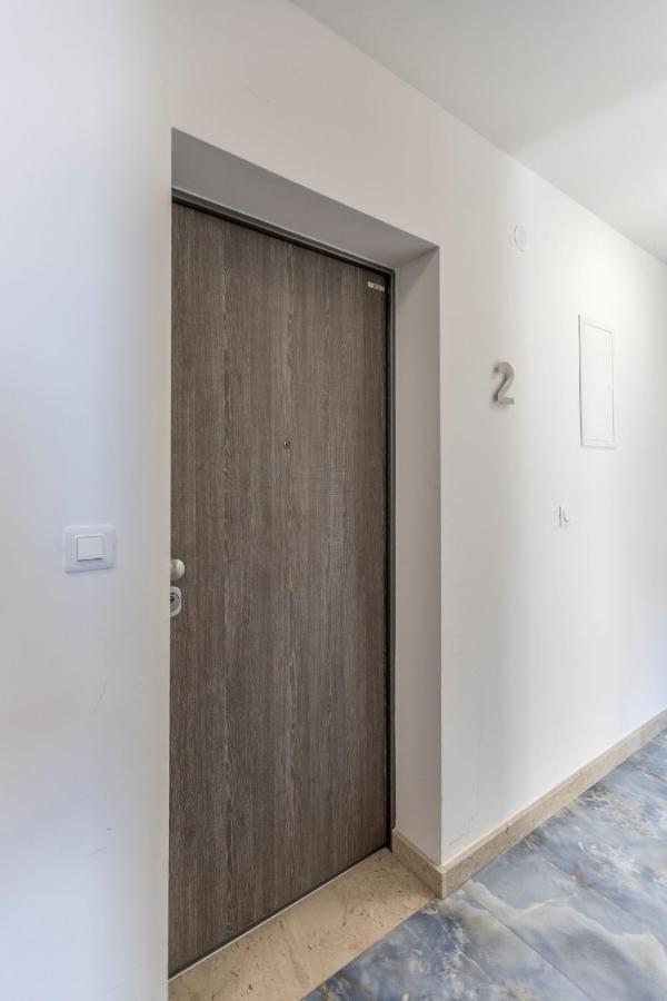 Apartman Lukiana*** Apartment สปลิท ภายนอก รูปภาพ